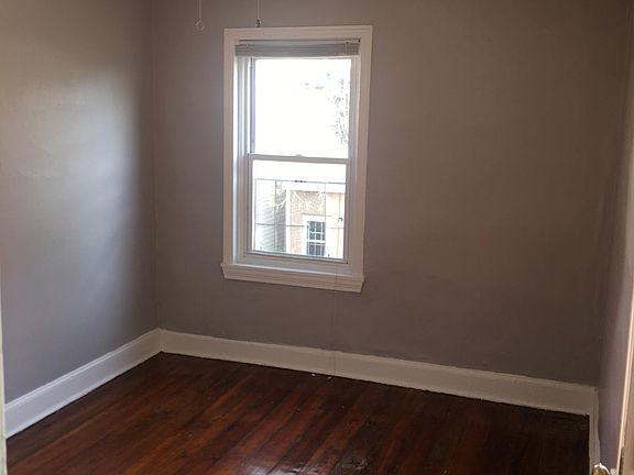 5th image of 2341 E York St Floor 2