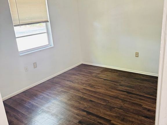 4th image of 3610 Phillips St APT B
