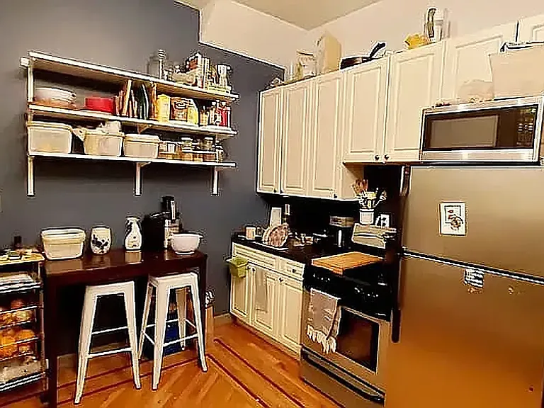 370 Central Ave #1B — Photo 1