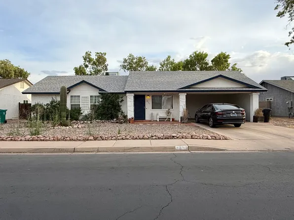 2733 E Contessa St, Mesa, AZ 85213
