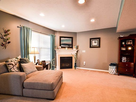 5th image of 4886 Dartmouth Dr