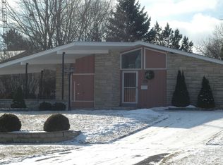 6832 Pershing Blvd, Kenosha, WI 53142