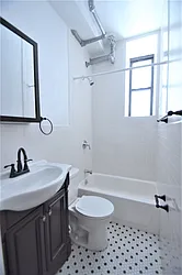 Rented by CITY SKYLINE REALTY INC