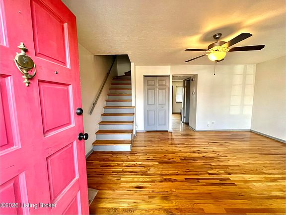 3rd image of 2820 Coleen Ct