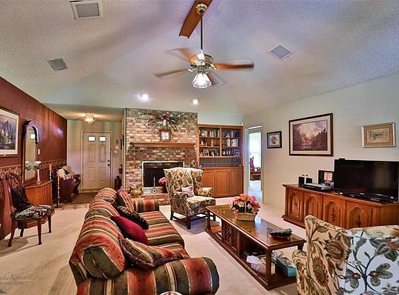 4th image of 39 Augusta Dr
