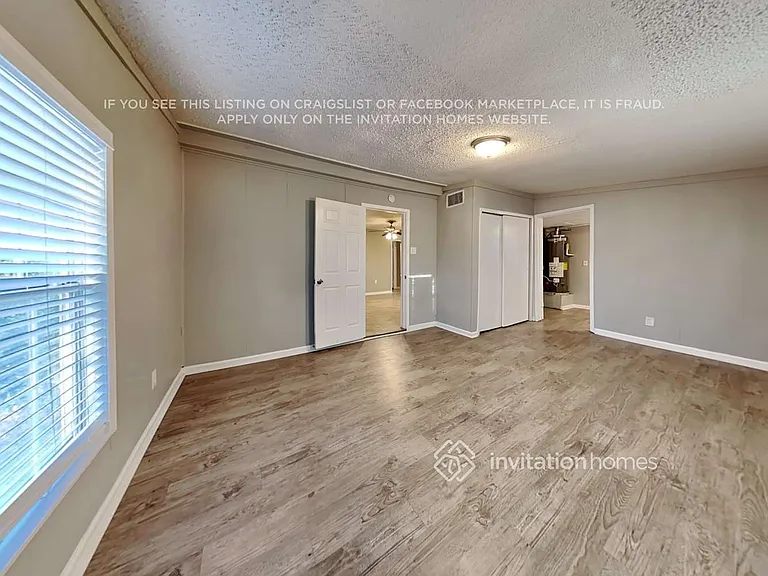 905 E Crockett St — Photo 9