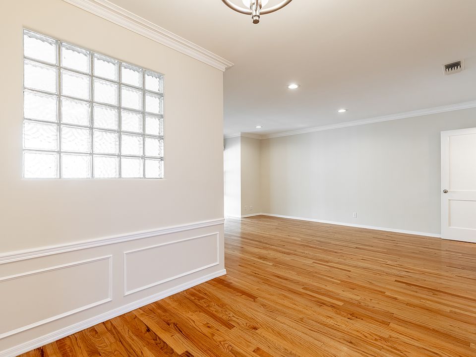 1st image of 1416 Kelton Ave #1416.5