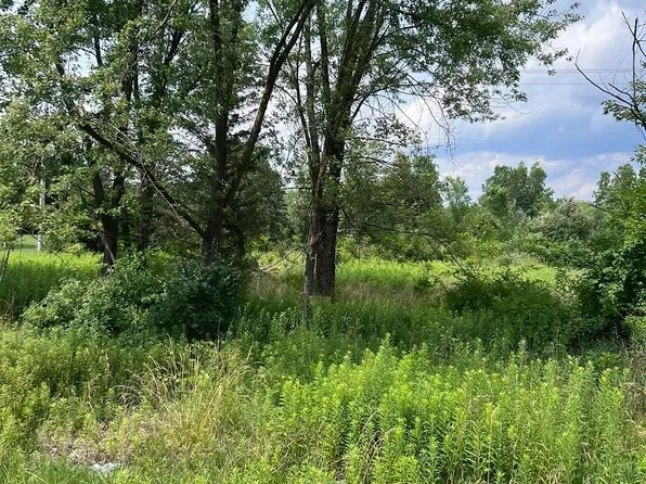 10432 Grand Blanc Rd, Gaines, MI 48436