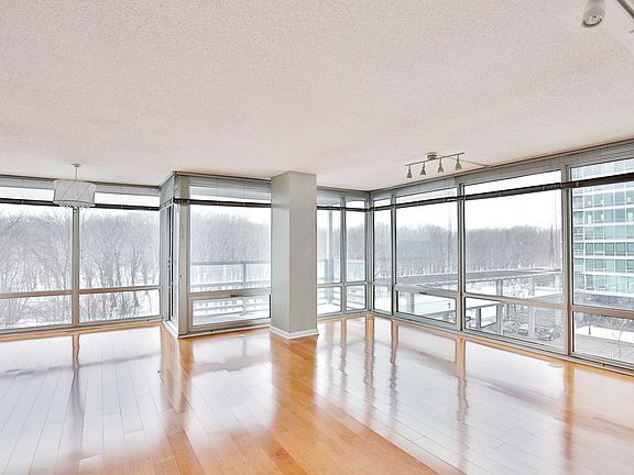 4th image of 9655 Woods Dr #502