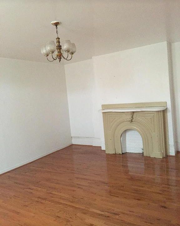 2nd image of 3404 Dawson St #2