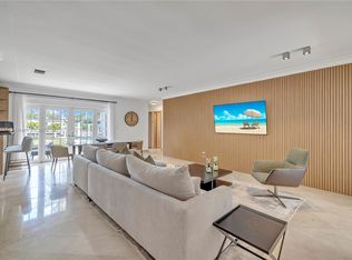 1815 Daytonia Rd, Miami Beach, FL 33141