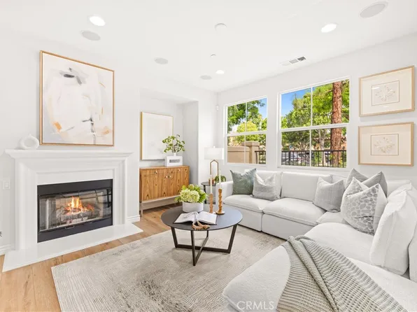 74 Trailing Vine, Irvine, CA 92602