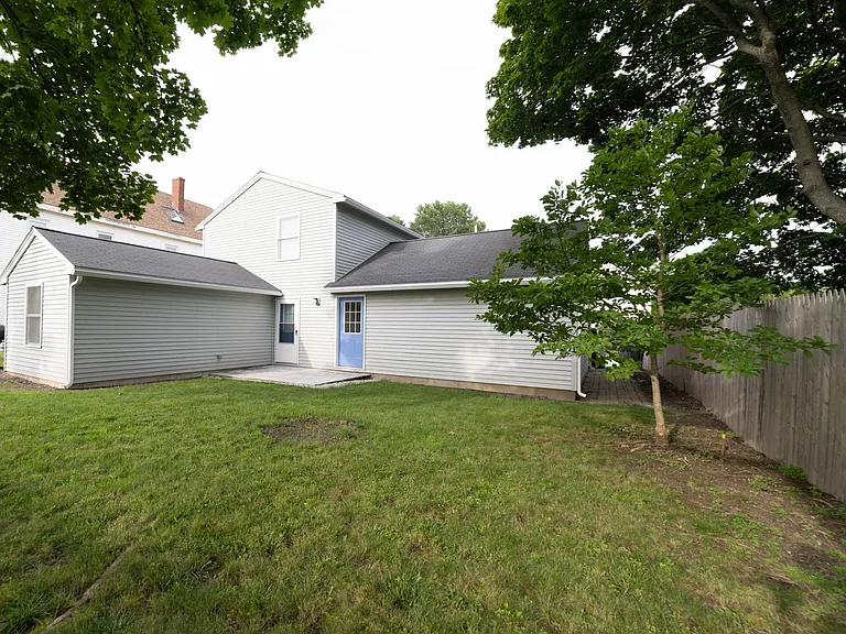 75A Stanford St — Photo 1