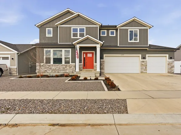 2395 E Boxwood Ln, Eagle Mountain, UT 84005