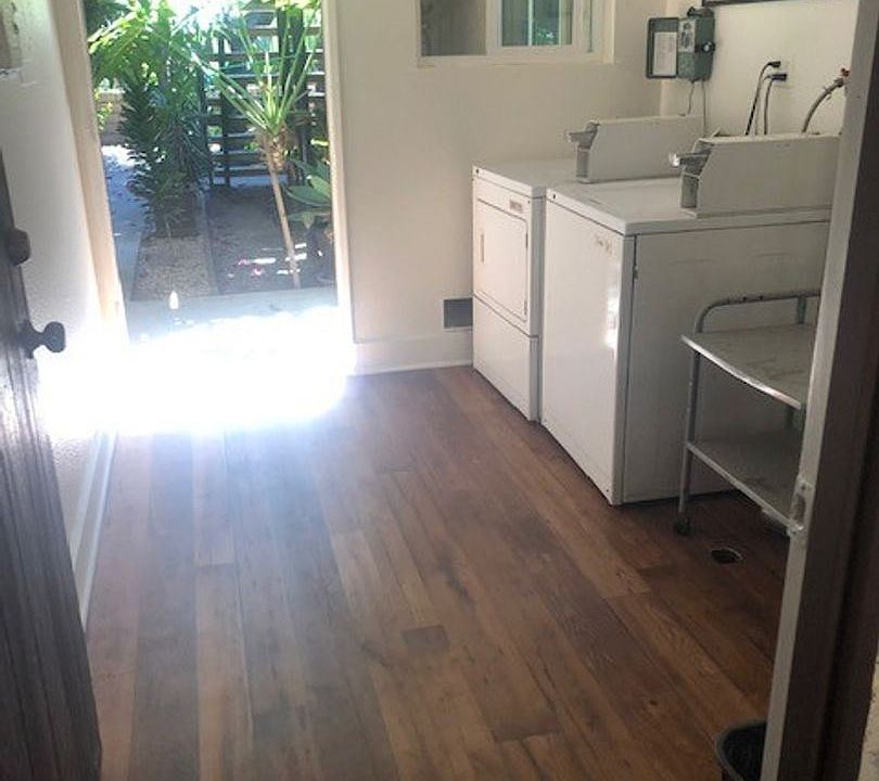 2nd image of 2852 W Lincoln Ave #A