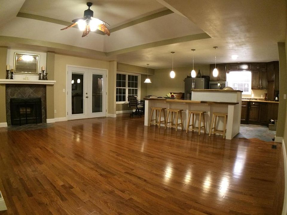 1st image of 104 Fonda Ln