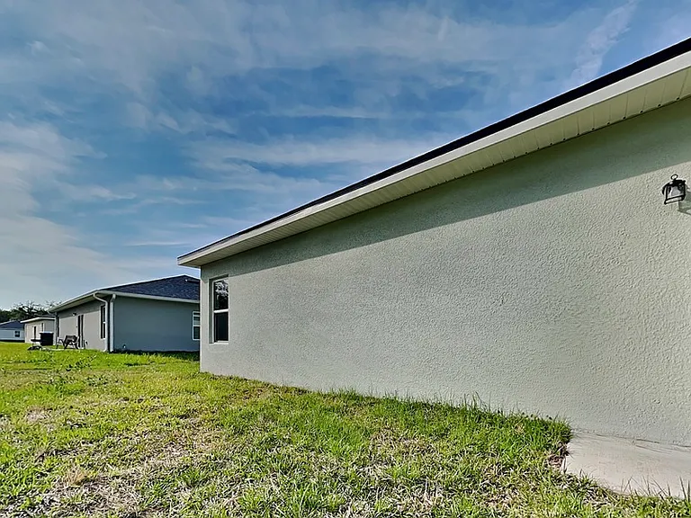 560 Marion Oaks Blvd — Photo 22