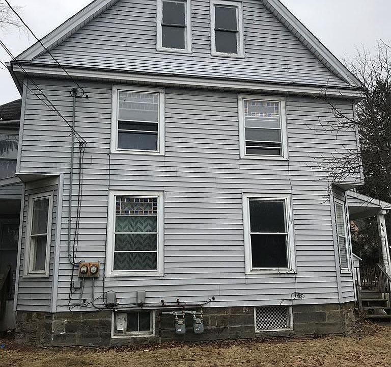 1st image of 607-609 Grove St
