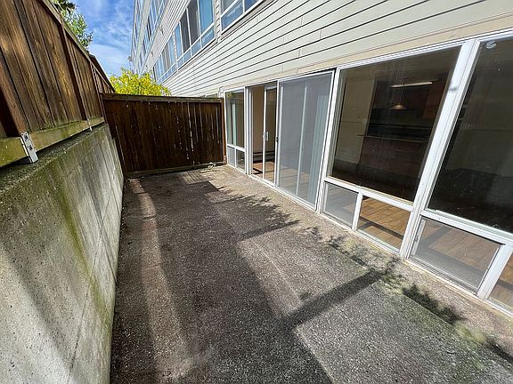 5th image of 5210 Russell Ave NW #3584793