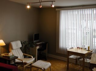 3321 Dundas St W #3, Toronto, ON M6P2A6