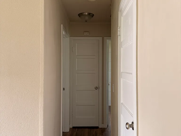 1520 Mahan Ave — Photo 9