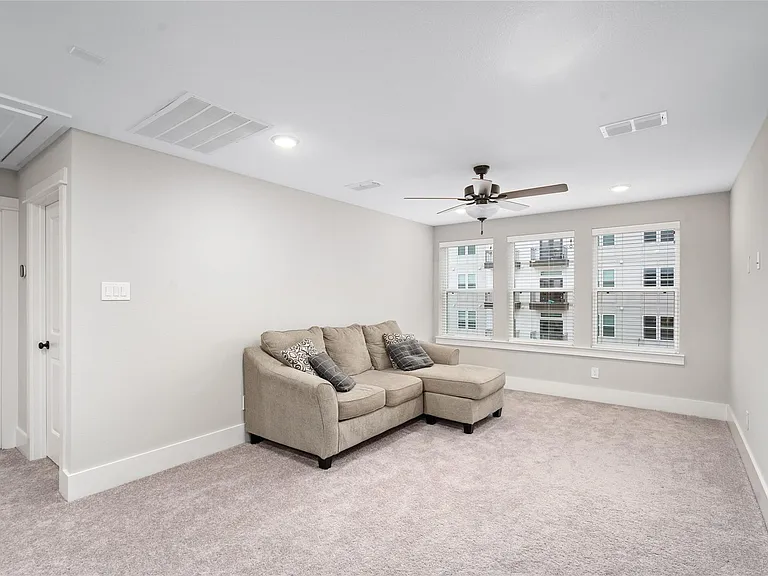1411 Biondo Way — Photo 22