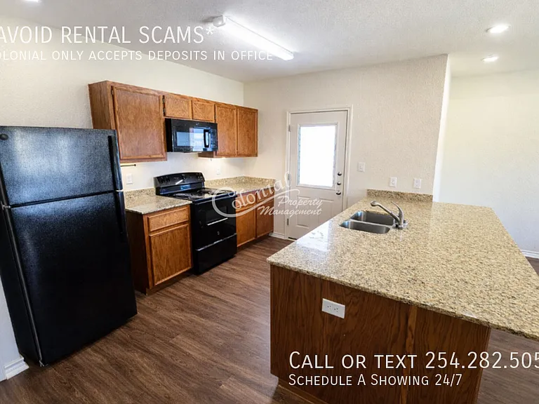 3113 Ochiltree Dr #B — Photo 4
