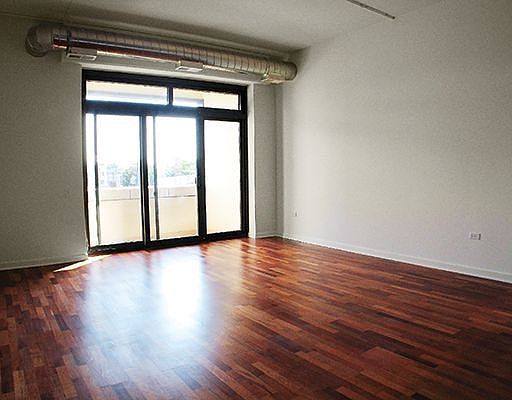 5th image of 4015 N Milwaukee Ave Unit 312