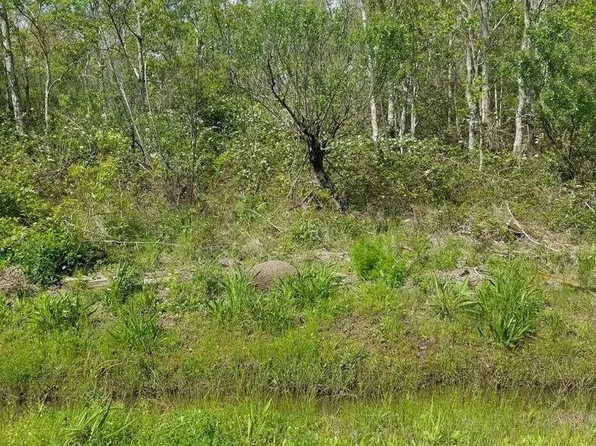 N Sumatra St #S, Bay Saint Louis, MS 39520