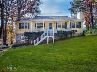 4015 Willow Ridge Rd, Douglasville, GA 30135