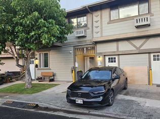 2035 Haalelea Pl, Honolulu, HI 96813