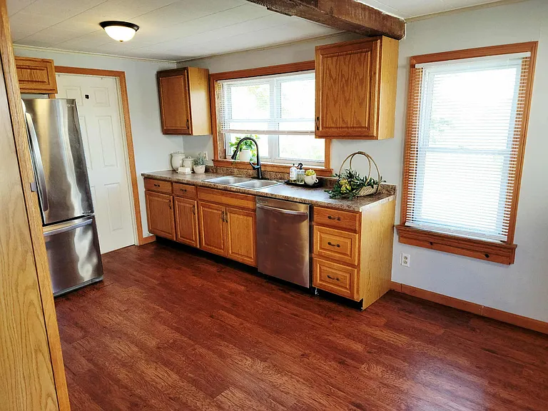 1023 Carbon Rd — Photo 13
