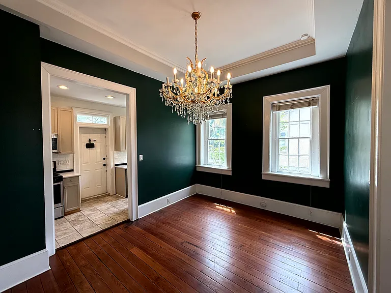 227 W Hall St — Photo 5