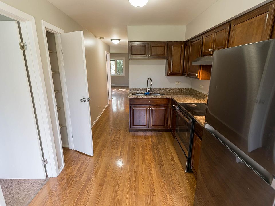 Kitchen & Pantry