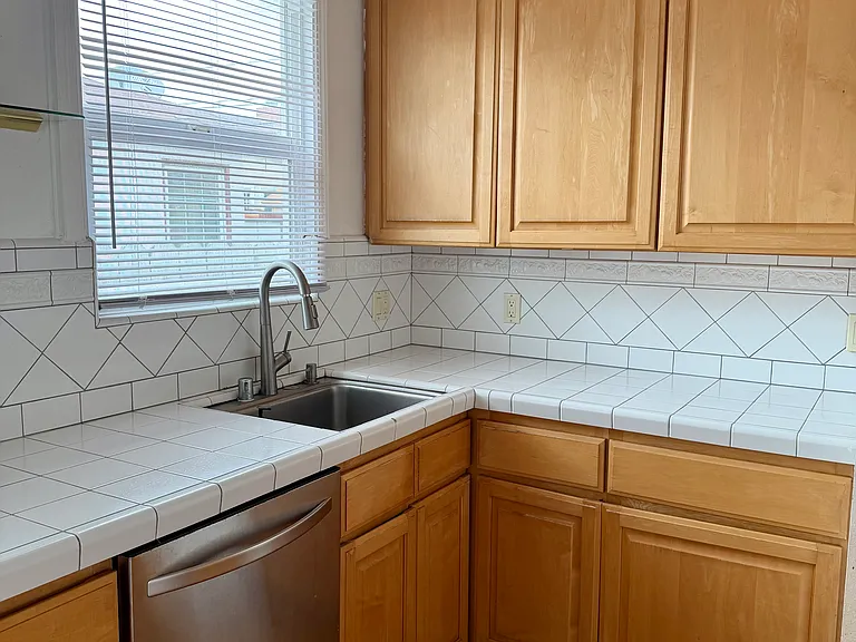 770 Circle Ct — Photo 12