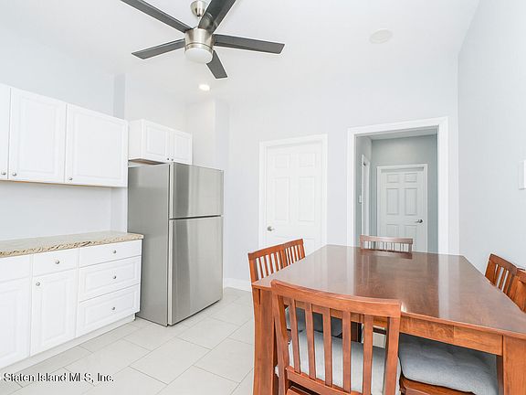 5th image of 125 Brighton Ave