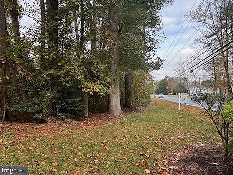 3rd image of LOT 1 Canal Dr