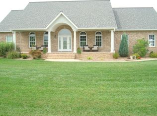 467 N Hyde Park Dr, Vincennes, IN 47591