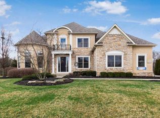 8718 Shaffer Dr, Powell, OH 43065