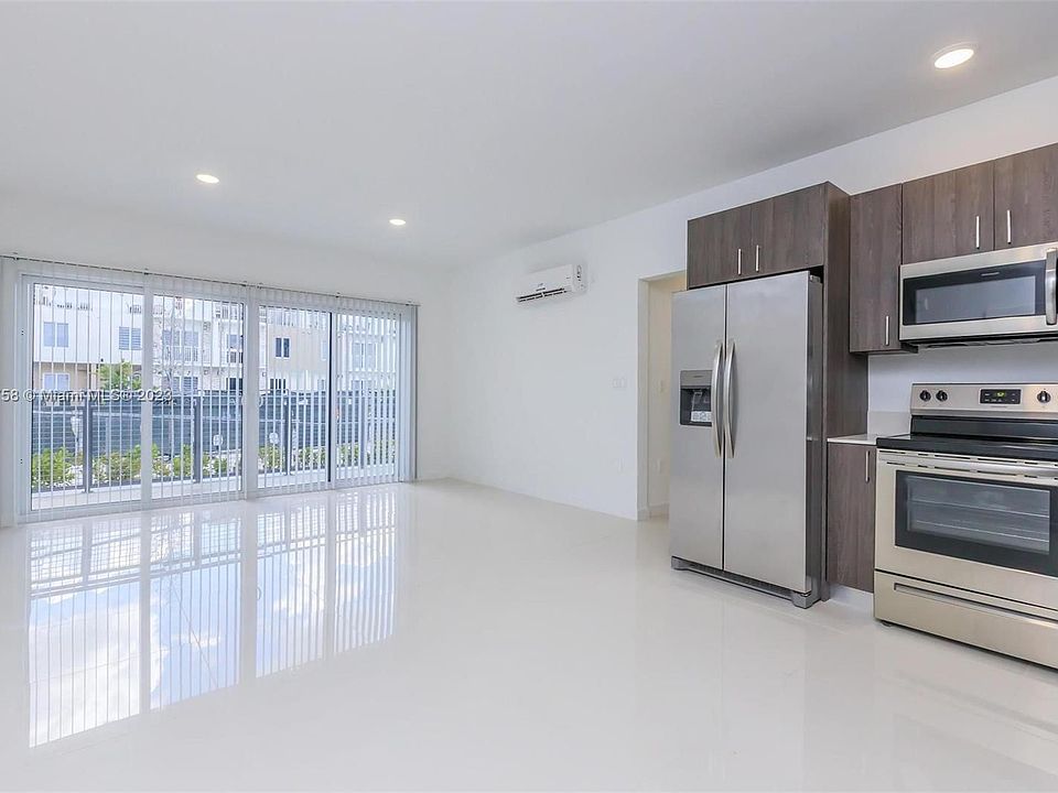 1st image of 25850 SW 140th Ave #106
