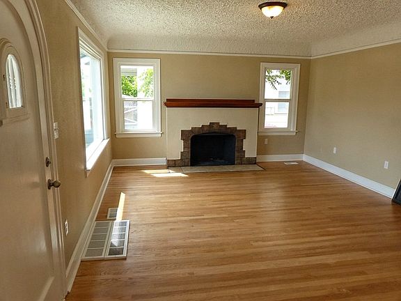 4th image of 5706 S Sheridan Ave