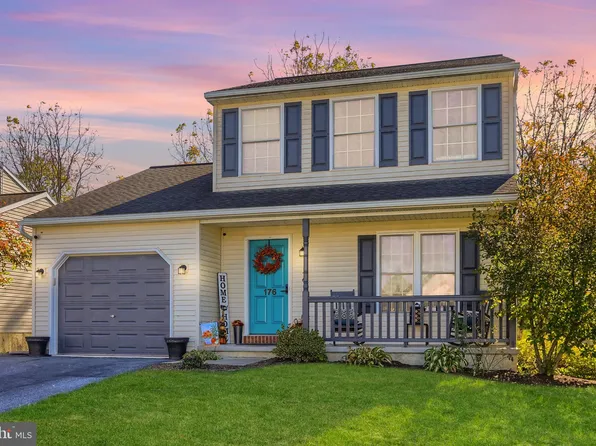 176 Twin Creeks Dr #L-0021, Jonestown, PA 17038