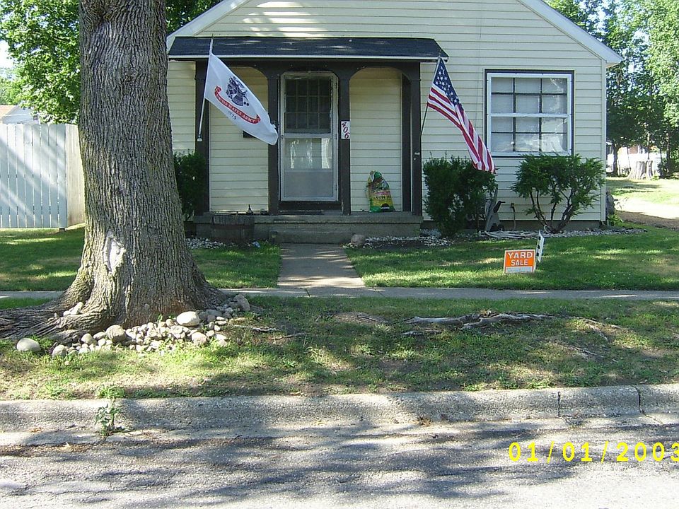 2nd image of 406 Walker St