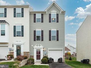 35 Jefferson Dr, Spring City, PA 19475