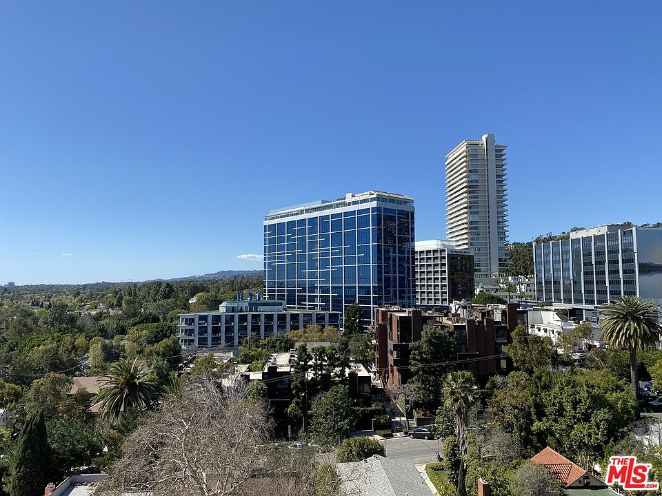 1st image of 999 N Doheny Dr APT 1001