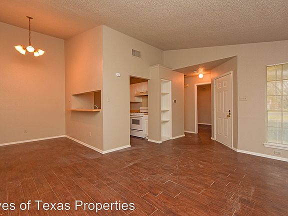5th image of 12311-B Dellrey Dr