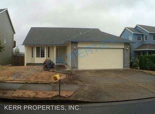 1337 SW 11th St, Troutdale, OR 97060