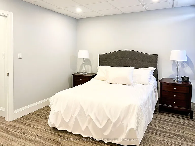 41 Market Pl #UPPER — Photo 19
