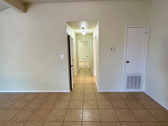 4th image of 7371 Golf Vista Blvd