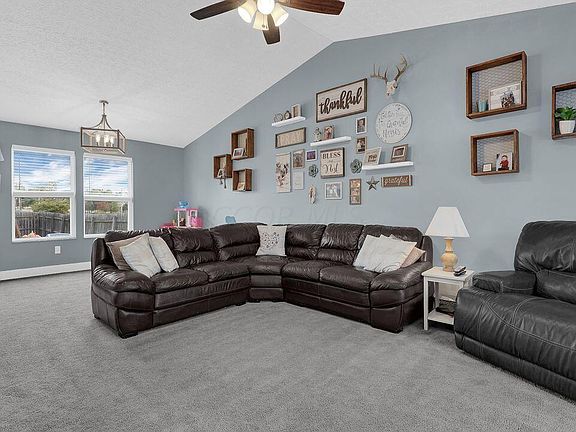 5th image of 1301 Milstone Dr